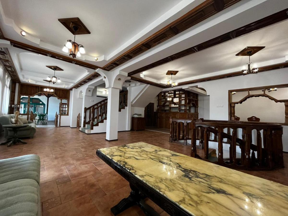La Conac Hotel Nufaru ภายนอก รูปภาพ