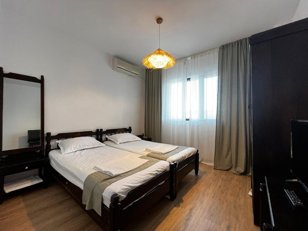 La Conac Hotel Nufaru ภายนอก รูปภาพ